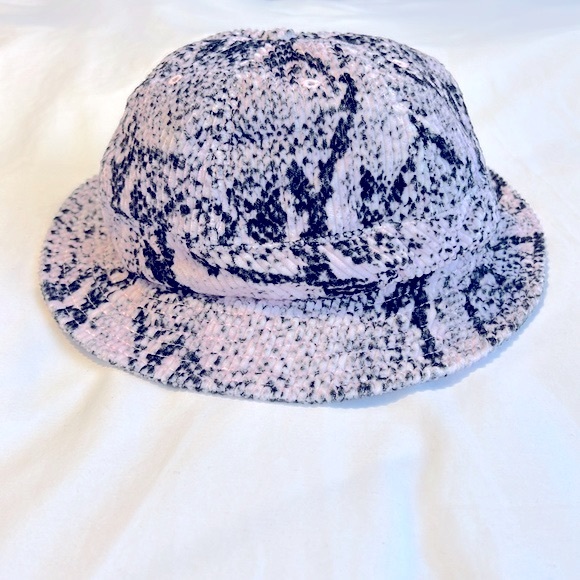 Ladies Supreme Corduroy Snakeskin Pattern Bucket Hat